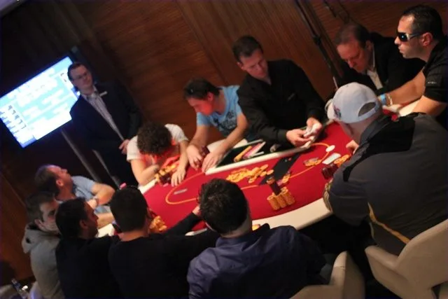 Finaletafel | 2011/09 - Valkenburg EUregio Poker Challenge - 1000 eu NLFO Main Event