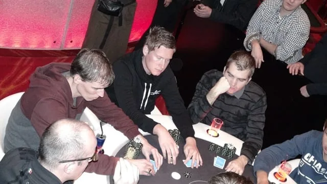 © 2026 Pokercity | Finaletafel | 2012/01 - Dom Classics - 700 eu Freeze out Finaletafel | 2012/01 - Dom Classics - 700 eu Freeze out