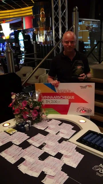 Bakhoven de winnaar! | 2012/01 - Dom Classics - 1000 eu Freeze Out