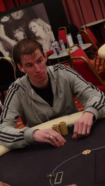 Tobias Peters | 2012/01 - Dom Classics - 1500 eu Main Event