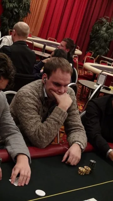 Simon Berntsen | 2012/01 - Dom Classics - 1500 eu Main Event