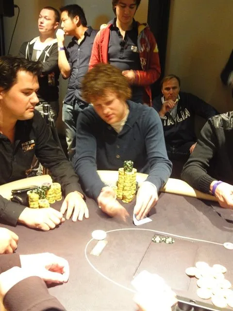 © 2026 Pokercity | Rik Kamminga | 2012/02 - Light Town Poker - 300 eu NLHE FO Rik Kamminga | 2012/02 - Light Town Poker - 300 eu NLHE FO