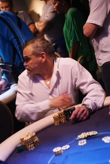 Louis Schneider | 2012/04 - Rotterdam Easter Series of Poker - 300 eu NLHE FO