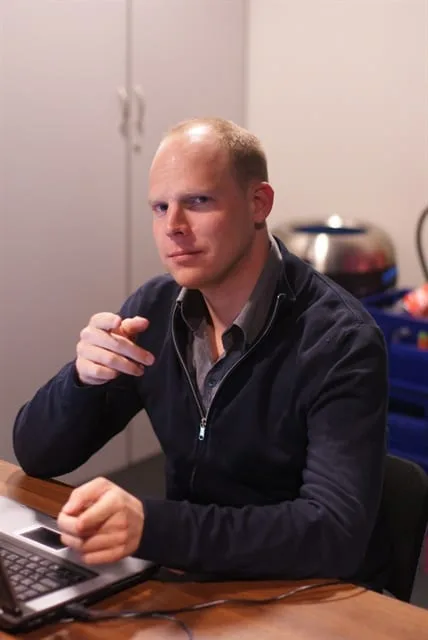 Mooie Yori Zoekt Jou! | 2012/04 - Rotterdam Easter Series of Poker - 600 eu NLHE Bounty