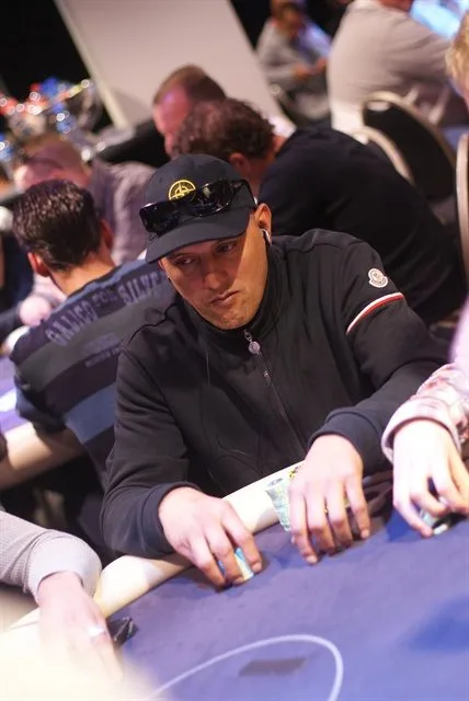 Enrico Eskens | 2012/04 - Rotterdam Easter Series of Poker - 500 eu NLHE FO