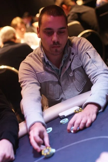 © 2026 Pokercity | Gerard van Veen | 2012/04 - Rotterdam Easter Series of Poker - 500 eu NLHE FO Gerard van Veen | 2012/04 - Rotterdam Easter Series of Poker - 500 eu NLHE FO
