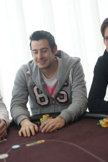 © 2026 Pokercity | Freerk Post | 2012/04 - Nijmegen Pokervierdaagse - 300 eu NLHE FO Freerk Post | 2012/04 - Nijmegen Pokervierdaagse - 300 eu NLHE FO