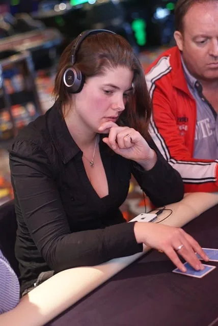Ryanne van der Wiele | 2012/04 - Nijmegen Pokervierdaagse - 500 eu NLHE Main Event