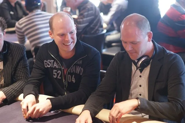 Yori Epskamp en Etienne Kramer | 2012/04 - Nijmegen Pokervierdaagse - 500 eu NLHE Main Event