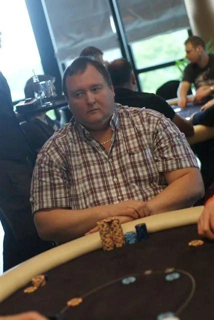 Leo van der Slot | 2012/05 - Valkenburg EUregio Poker Challenge - 700 EU Main Event