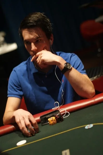 Dwayne Sluis | 2012/05 - Enschede Series of Poker - 1000 eu NLHE FO Main Event