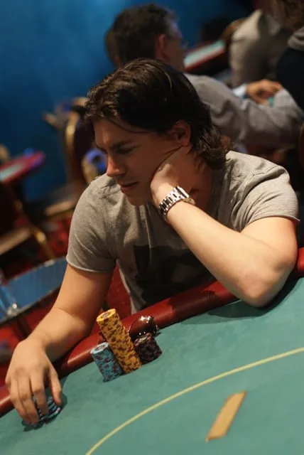 Robbie Bakker | 2012/05 - Enschede Series of Poker - 1000 eu NLHE FO Main Event