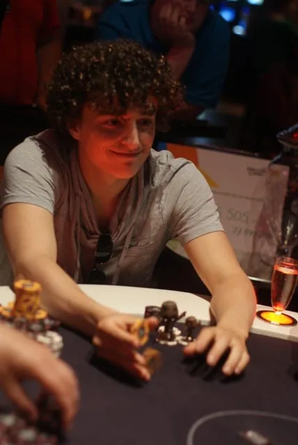 Wouter van den Bijgaart | 2012/05 - Enschede Series of Poker - 1000 eu NLHE FO Main Event
