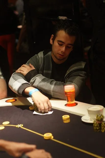 © 2026 Pokercity | Niek Minten | 2012/07 - VIP Days Holiday Edition - 300 EU NLHE FO Niek Minten | 2012/07 - VIP Days Holiday Edition - 300 EU NLHE FO