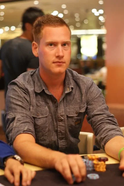 Sjors Harmens | 2012/09 - Scheveningen Series of Poker - 300 eu NLHE FO