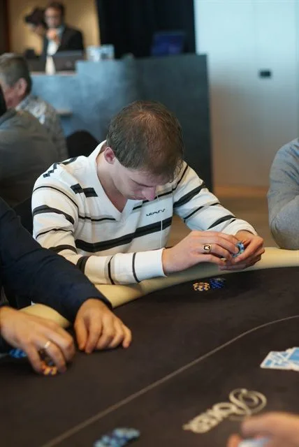 Tobias Peters | 2012/09 - Valkenburg Series of Poker - 500 eu NLHE FO