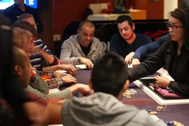 Finale 500-event Valkenburg 2012 | 2012/09 - Valkenburg Series of Poker - 500 eu NLHE FO