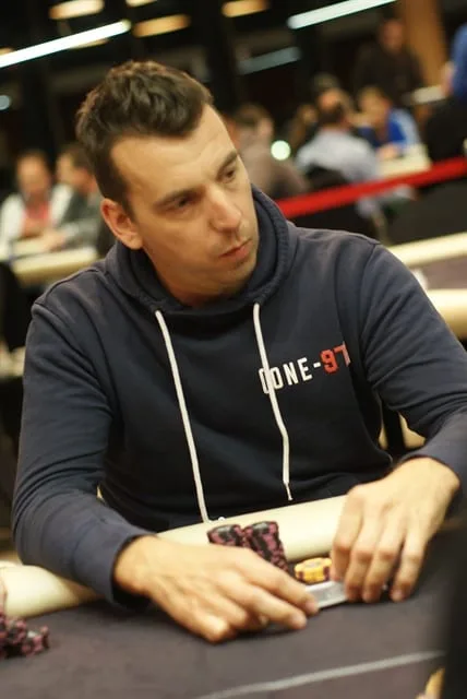 © 2026 Pokercity | Ronnie Aussems | 2012/09 - Valkenburg Series of Poker - 300 eu NLHE FO Bounty Ronnie Aussems | 2012/09 - Valkenburg Series of Poker - 300 eu NLHE FO Bounty