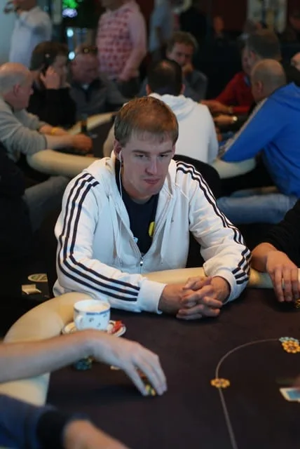 Tobias Peters | 2012/09 - Valkenburg Series of Poker - 1000 eu NLHE FO