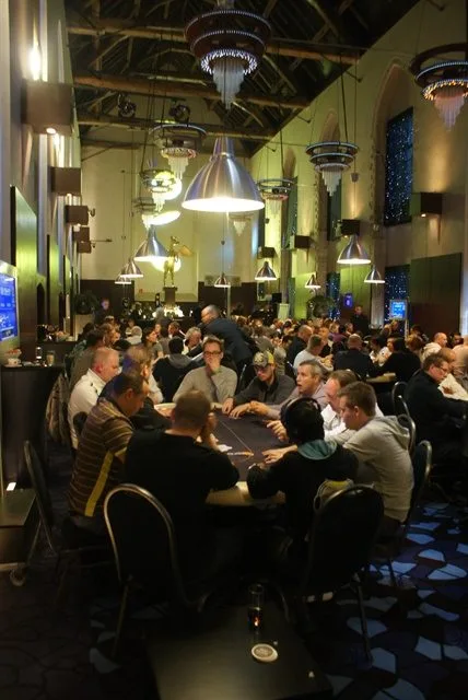 De kapel in Breda | 2012/10 - Breda Series of Poker - 500 eu NLHE FO