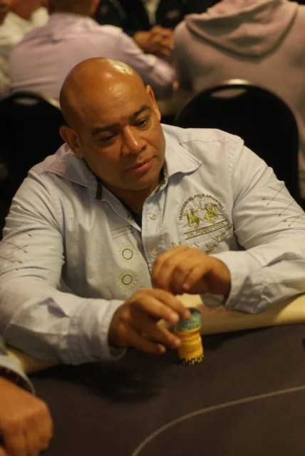 Clyde Terlaan | 2012/10 - Breda Series of Poker - 300 eu NLHE FO