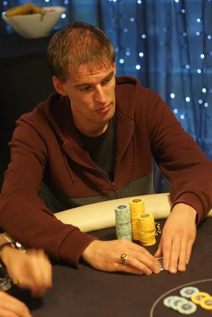 Tobias Peters | 2012/10 - Breda Series of Poker - 300 eu NLHE FO