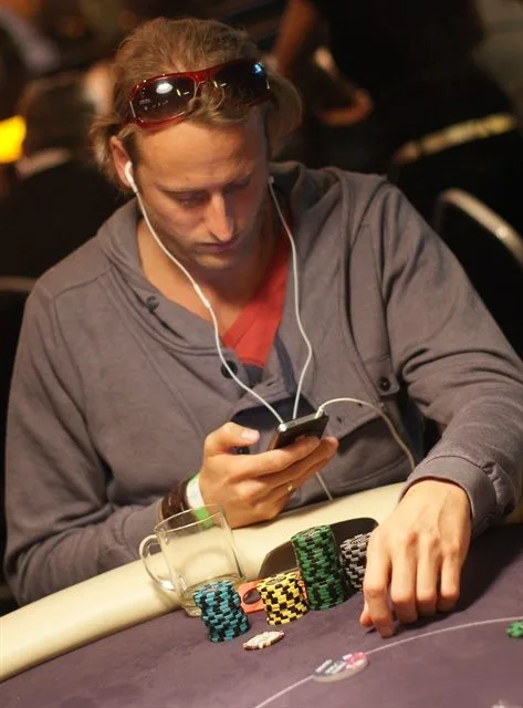 © 2026 Pokercity | Sijbrand Maal | 2012/11 - Master Classics of Poker - 1.500 eu NLHE FO Sijbrand Maal | 2012/11 - Master Classics of Poker - 1.500 eu NLHE FO