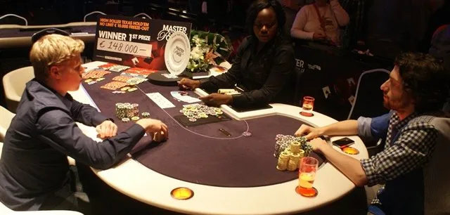 Heads up voor de titel  | 2012/11 - Master Classics of Poker - 10.000 High Roller