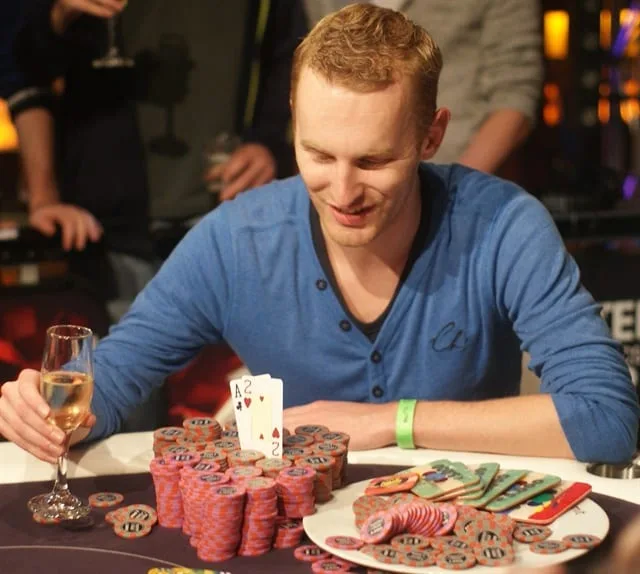 Johan van Til | 2012/11 - Master Classics of Poker - 1.000 eu NLHE Speed