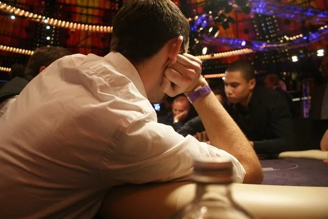 Vader en zoon aan tafel | 2012/11 - Master Classics of Poker - 750 eu NLHE