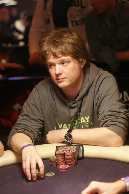 © 2026 Pokercity | Hanz de Vries | 2012/11 - Master Classics of Poker - 750 eu NLHE Hanz de Vries | 2012/11 - Master Classics of Poker - 750 eu NLHE