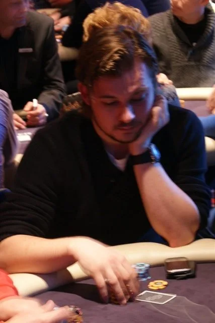 Joris Brader | 2012/11 - Nijmegen Pokervierdaagse - 300 eu NLHE FO