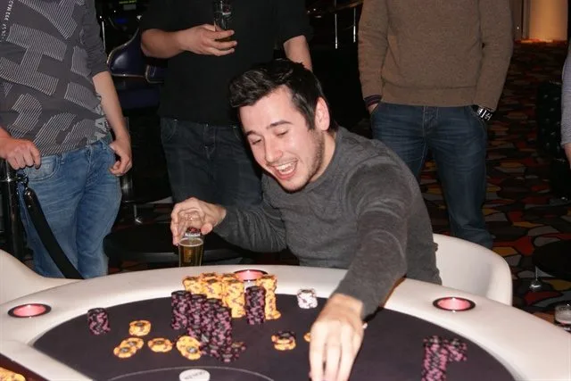 Freerk Post | 2012/11 - Nijmegen Pokervierdaagse - 300 eu NLHE FO