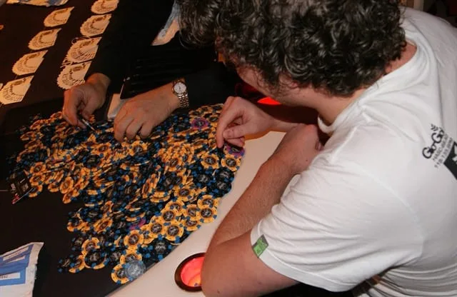 © 2026 Pokercity | Paul Berende empty's the clip | 2012/11 - Nijmegen Pokervierdaagse - 500 eu NLHE Main Event Paul Berende empty's the clip | 2012/11 - Nijmegen Pokervierdaagse - 500 eu NLHE Main Event