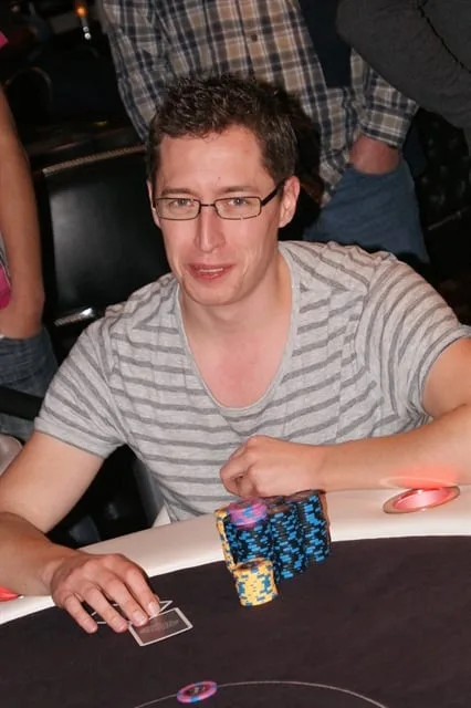 © 2026 Pokercity | Thijs Wessels | 2012/11 - Nijmegen Pokervierdaagse - 500 eu NLHE Main Event Thijs Wessels | 2012/11 - Nijmegen Pokervierdaagse - 500 eu NLHE Main Event