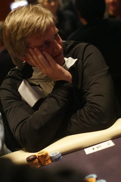 NULL | 2012/12 - Venlo Series of Poker - VSOP €300 FO