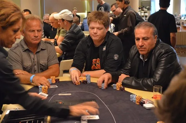 Wim Emo, Hanz de Vries, Jan George | 2013/09 - Scheveningen Series of Poker - 1000 eu Main Event