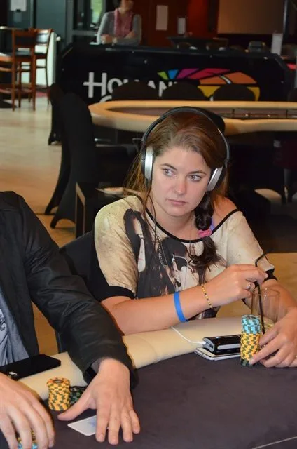 © 2026 Pokercity | Ryanne van der Wiele | 2013/09 - Valkenburg Series of Poker - 700 EU NL HE FO Main Event Ryanne van der Wiele | 2013/09 - Valkenburg Series of Poker - 700 EU NL HE FO Main Event