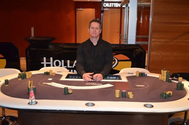 Dealer Finale Tafel | 2013/09 - Valkenburg Series of Poker - 700 EU NL HE FO Main Event