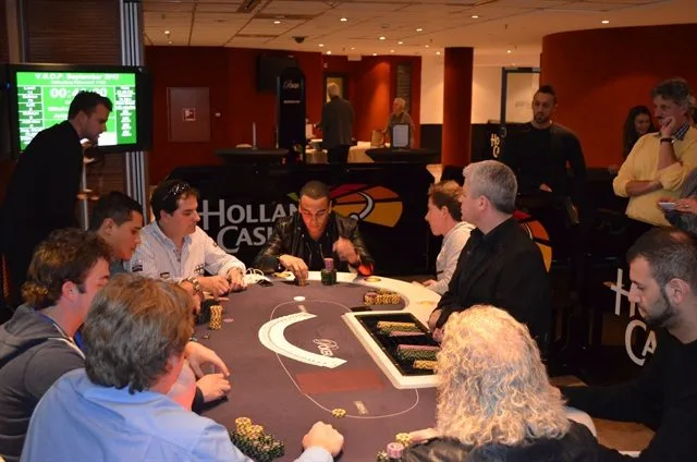 Finale Tafel VaSOP Main Event | 2013/09 - Valkenburg Series of Poker - 700 EU NL HE FO Main Event