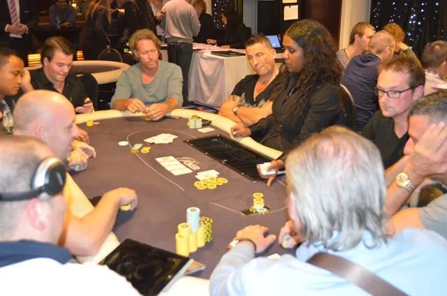 De tafel van Metaal | 2013/10 - Breda Series of Poker - 600 EU Deepstack