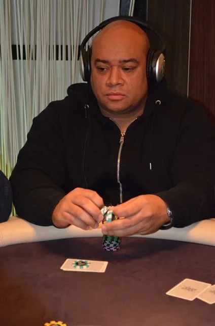 Clyde Terlaan | 2013/11 - Master Classics of Poker - 1500 eu NLHE re-entry