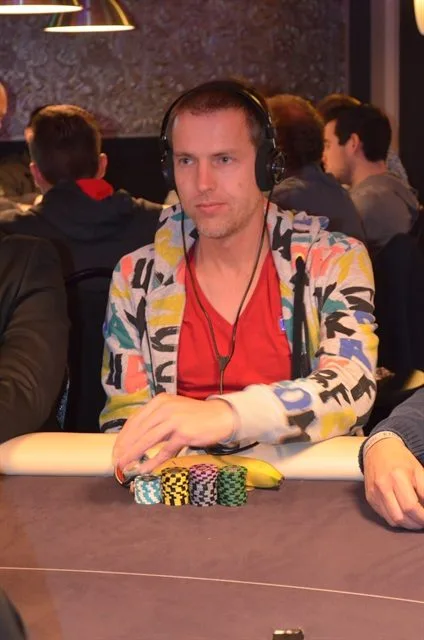 NULL | 2013/11 - Master Classics of Poker - 1500 eu NLHE re-entry