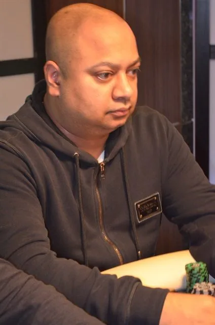 Stieven Razab-Sekh | 2013/11 - Master Classics of Poker - 1500 eu NLHE re-entry