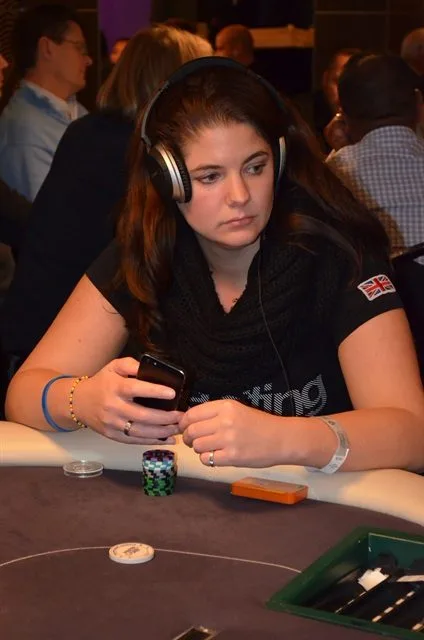 Ryanne van der Wiele | 2013/11 - Master Classics of Poker - 1500 eu NLHE re-entry