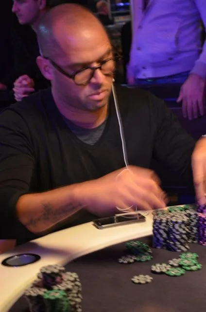 Robert Soogeha | 2013/11 - Master Classics of Poker - 1500 eu NLHE re-entry