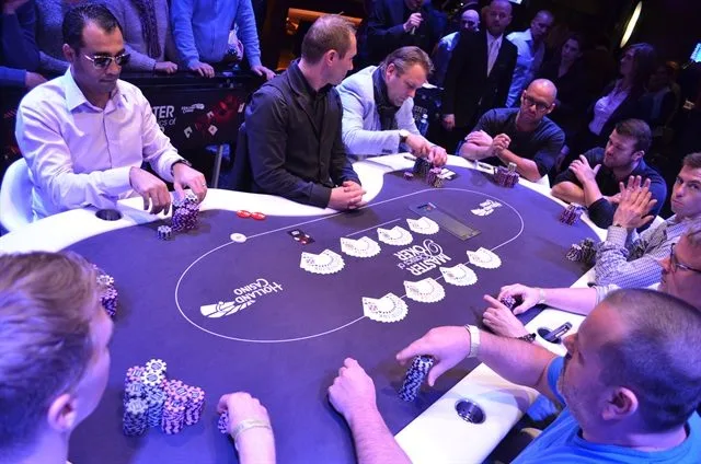 De finaletafel | 2013/11 - Master Classics of Poker - 1500 eu NLHE re-entry