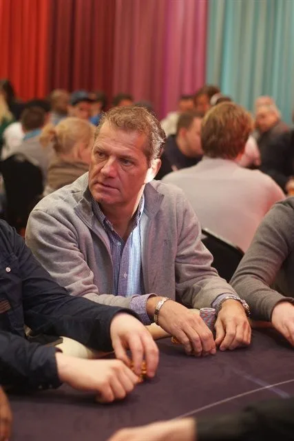 Eric van der Burg | 2013/01 - Utrecht Series of Poker - 500 NLHE FO