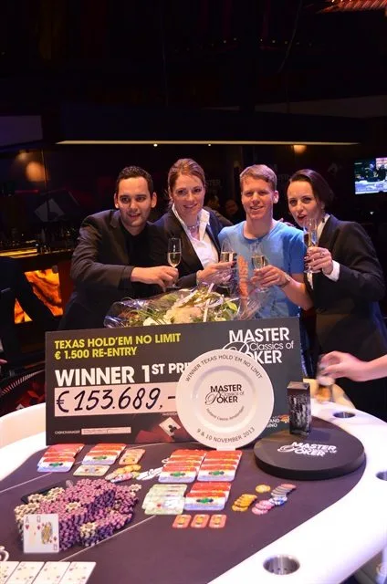 Tweede bordje voor 'Rens02' | 2013/11 - Master Classics of Poker - 1500 eu NLHE re-entry