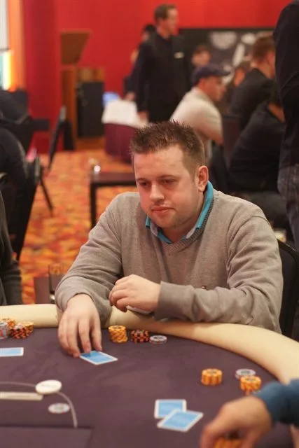 Kenny Hallaert | 2013/01 - Utrecht Series of Poker - 500 NLHE FO